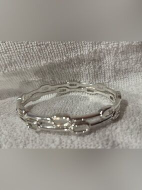 Pair of Silver Tone Linked Bangle Bracelet - Women Jewelry